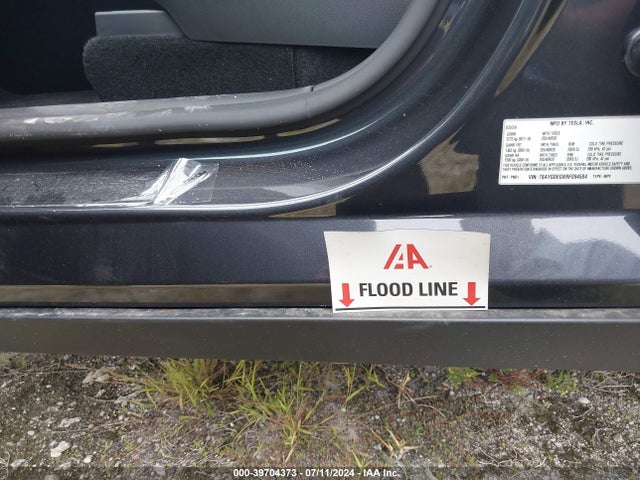 2024 TESLA MODEL Y 7SAYGDEDXRF094584 Photo 5