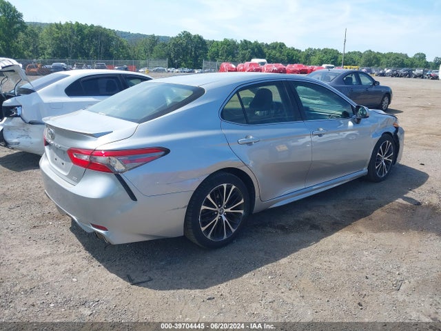 Toyota CAMRY SE 2018 JTNB11HK2J3014608 Image 4