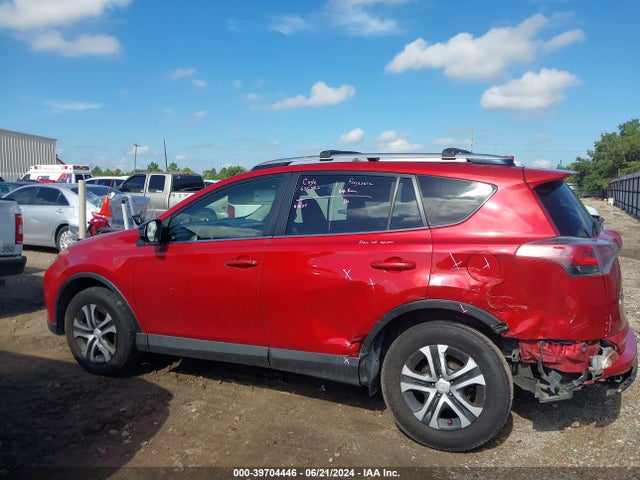 Toyota RAV4 LE 2016 JTMZFREV1GJ093503 Image 14