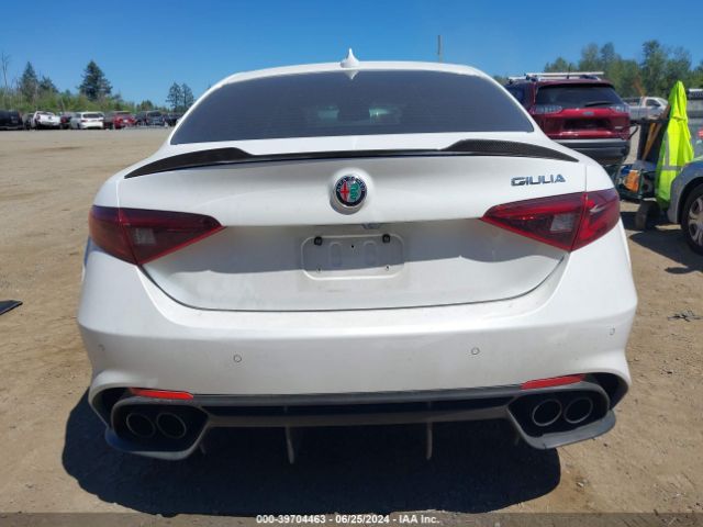 ZARFAEAV0J7586244 Alfa Romeo Giulia Quadrifoglio Rwd