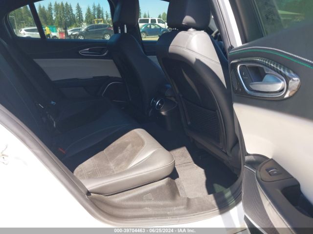 ZARFAEAV0J7586244 Alfa Romeo Giulia Quadrifoglio Rwd