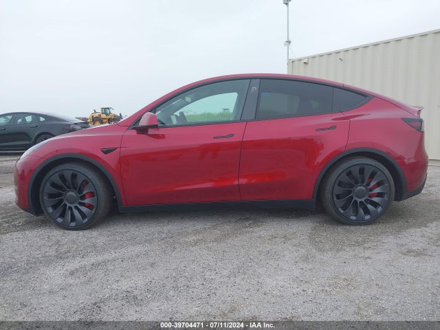 7SAYGDEF7RA282834 Tesla Model Y Performance Dual Motor All-wheel Drive