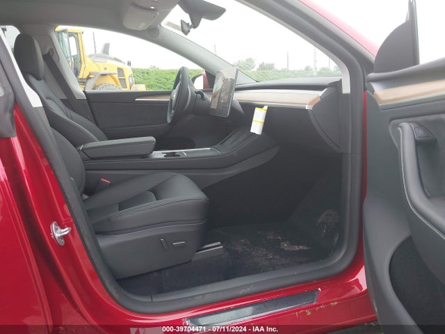 2024 TESLA MODEL Y 7SAYGDEF7RA282834 Photo 4
