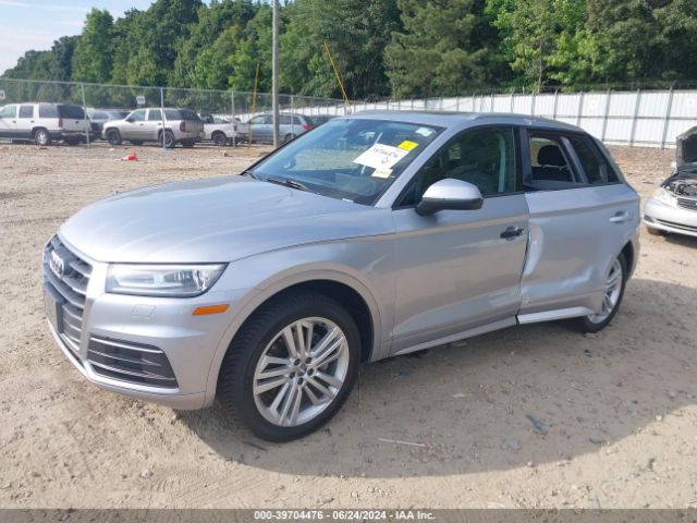 WA1ANAFY4J2004688 Audi Q5 2.0t Premium/2.0t Tech Premium