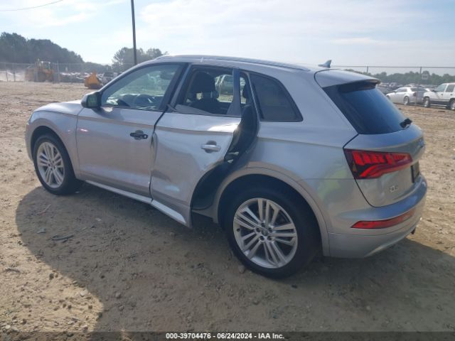 WA1ANAFY4J2004688 Audi Q5 2.0t Premium/2.0t Tech Premium