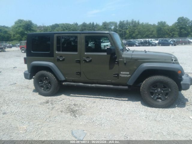 1C4BJWDG7FL767772 Jeep Wrangler Unlimited Sport
