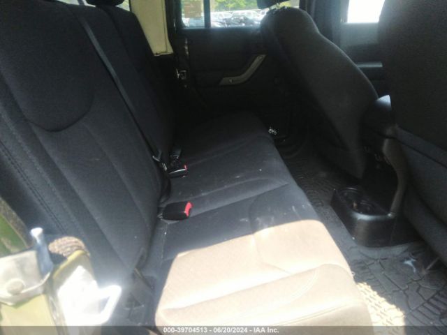1C4BJWDG7FL767772 Jeep Wrangler Unlimited Sport