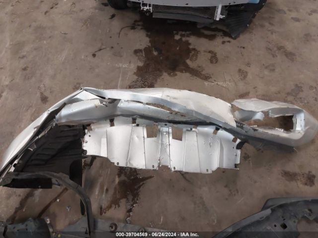 1G1105SA0HU155927 Chevrolet IMPALA 1LT