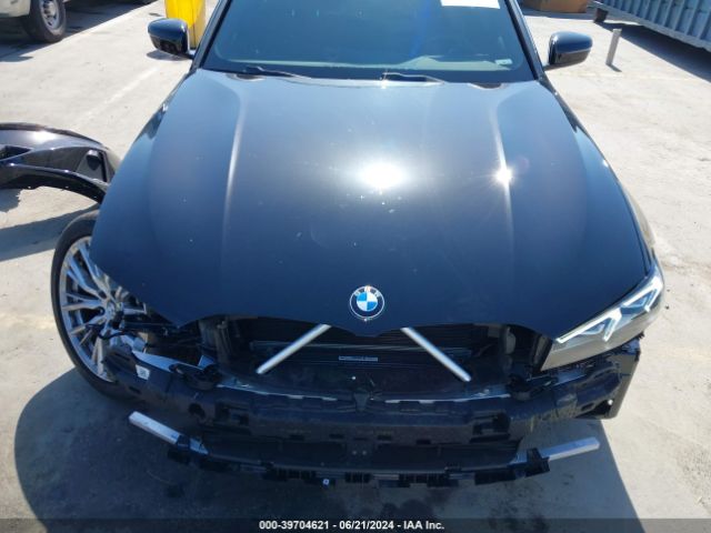 3MW69FF08R8E36623 BMW 3 Series 330i