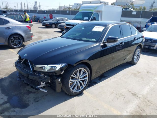 3MW69FF08R8E36623 BMW 3 Series 330i