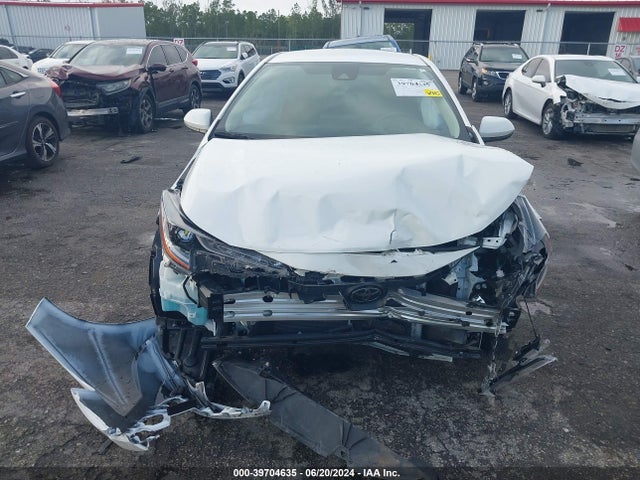 Toyota COROLLA LE 2022 JTDEPMAE3N3005248 Image 12