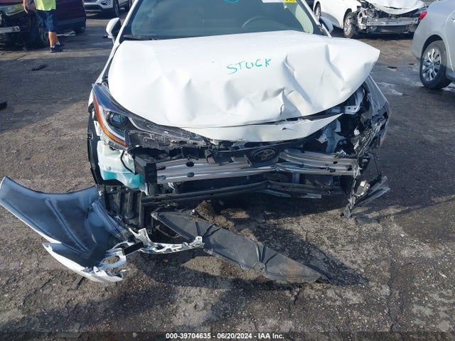 Toyota COROLLA LE 2022 JTDEPMAE3N3005248 Image 6