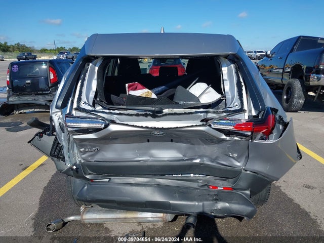 Toyota RAV4 LE 2022 2T3H1RFVXNC211914 Image 6