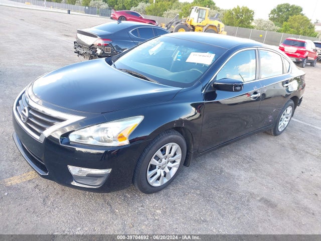 Nissan Altima 2.5 S 2015 1N4AL3AP9FC169469 Image 2
