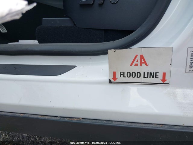 2024 TESLA MODEL Y 7SAYGDEF2RA268971 Photo 5