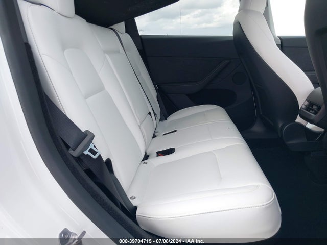 2024 TESLA MODEL Y 7SAYGDEF2RA268971 Photo 7