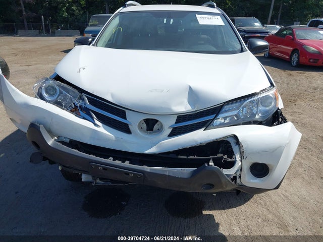 Toyota RAV4 LE 2014 JTMZFREV5EJ022981 Image 10