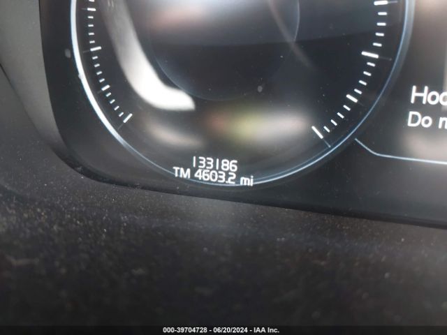LYVA22RK7JB116704 Volvo Xc60 T6 Momentum
