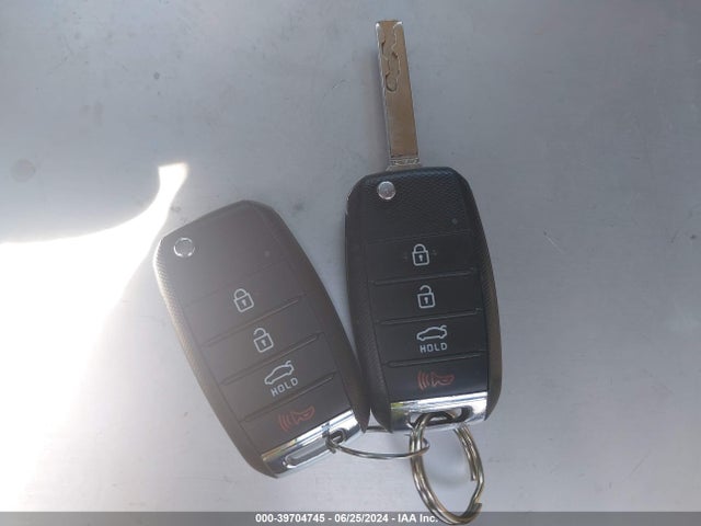 KIA Optima Lx 2019 5XXGT4L37KG353064 Image 11