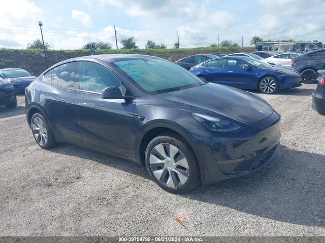2024 TESLA MODEL Y 7SAYGDEE6RA239531 Photo 0