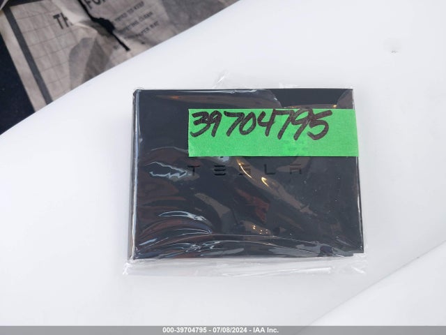 2024 TESLA MODEL Y 7SAYGDEE6RA239531 Photo 10
