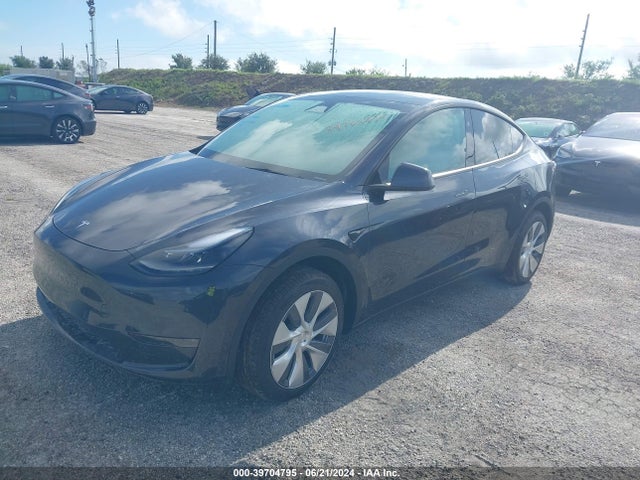 2024 TESLA MODEL Y 7SAYGDEE6RA239531 Photo 1
