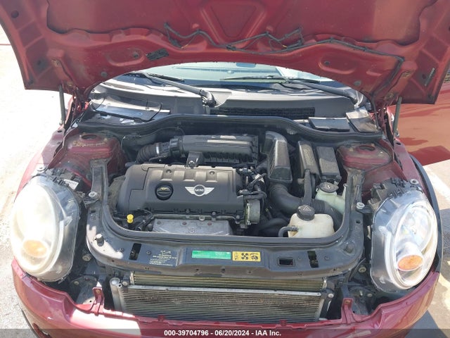 2010 MINI COOPER CLUBMAN WMWML3C59ATX38846 Photo 9