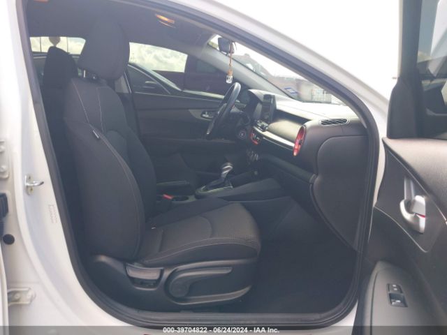 3KPF24AD6LE175197 KIA FORTE FE