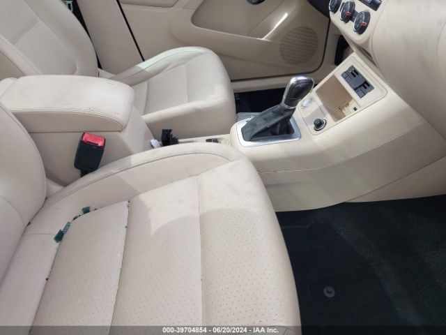 WVGAV7AX5GW069120 Volkswagen TIGUAN SE