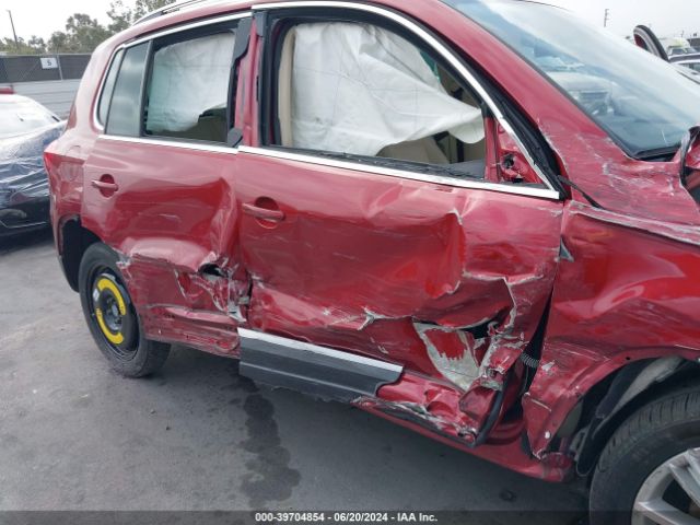 WVGAV7AX5GW069120 Volkswagen TIGUAN SE