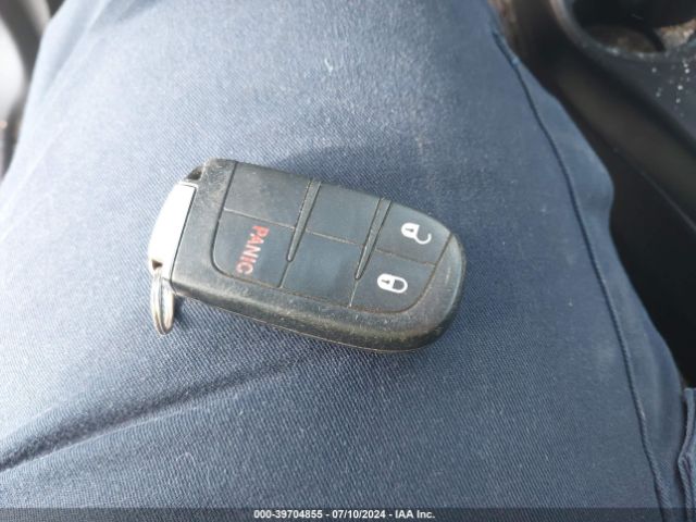 3C4PDCAB4JT276092 Dodge JOURNEY SE