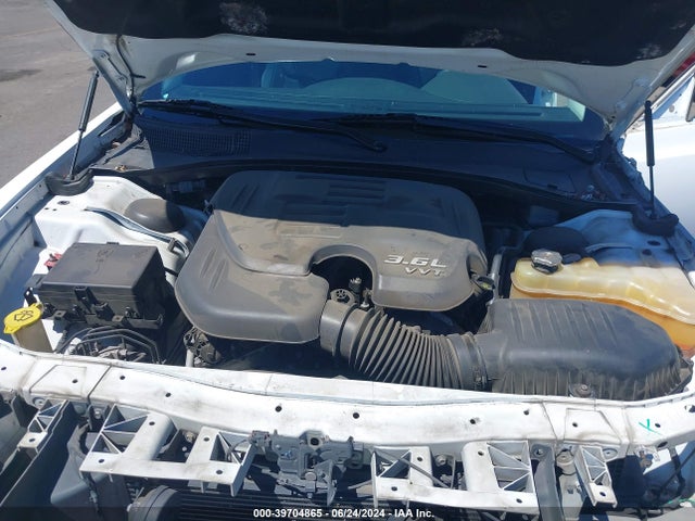 2C3CCAEG8GH151694 Chrysler 300C