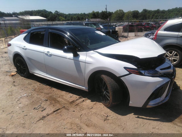 Toyota CAMRY XSE 2023 4T1K61AK8PU090302 головне зображення