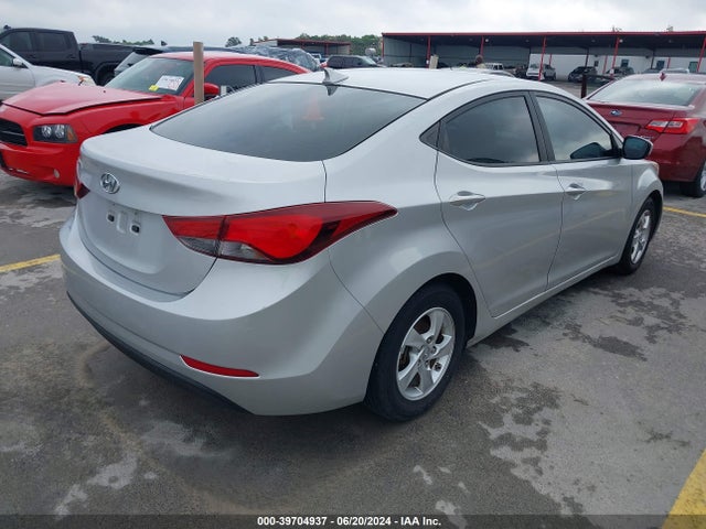Hyundai ELANTRA SE 2015 5NPDH4AE7FH580077 Image 4