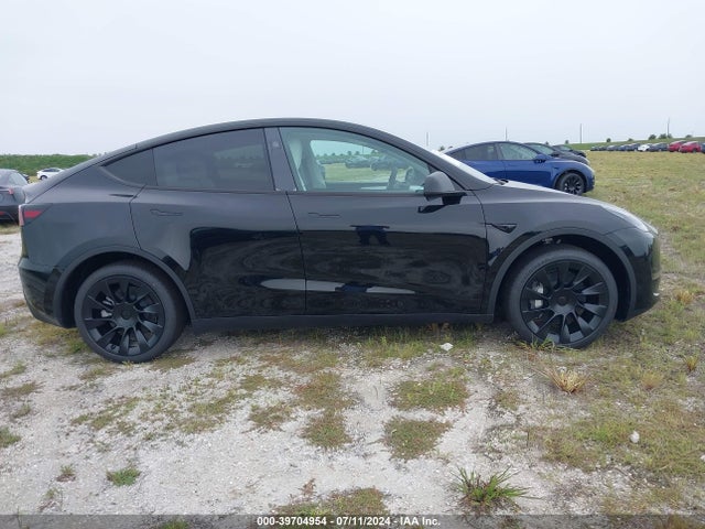 Tesla Model Y Long Range/rwd 2024 7SAYGDED8RF092915 Image 16