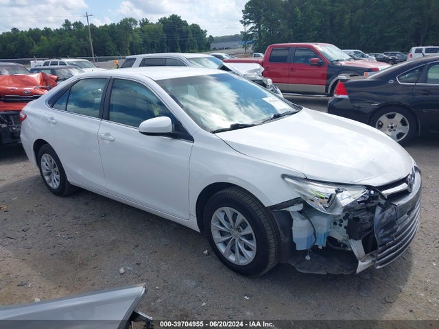 Toyota CAMRY LE 2017 4T1BF1FK6HU684171 Image 1