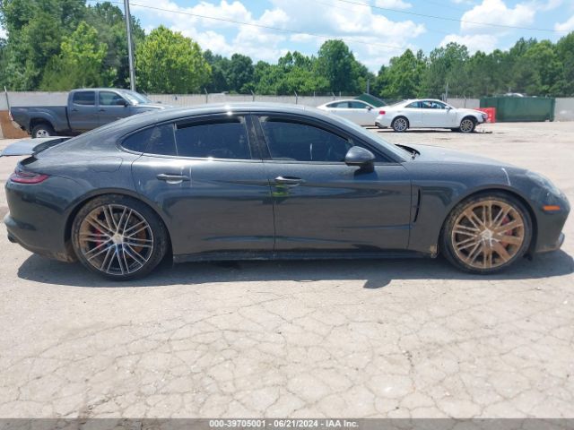 WP0AF2A75HL152702 Porsche Panamera Turbo