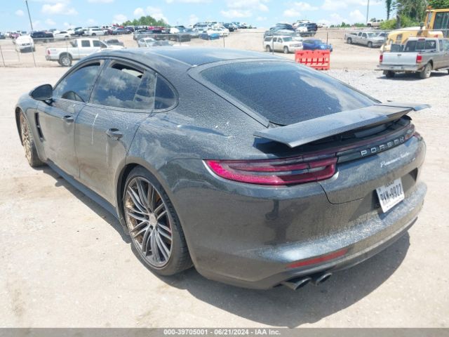 WP0AF2A75HL152702 Porsche Panamera Turbo