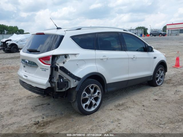1FMCU9J92GUC73135 Ford Escape Titanium