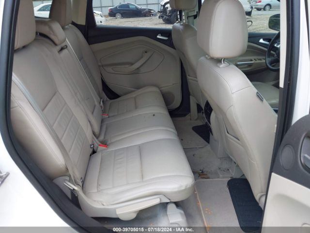 1FMCU9J92GUC73135 Ford Escape Titanium