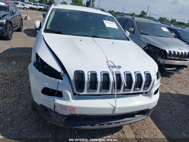 1C4PJMCB0HW507151 Jeep Cherokee Latitude 4x4