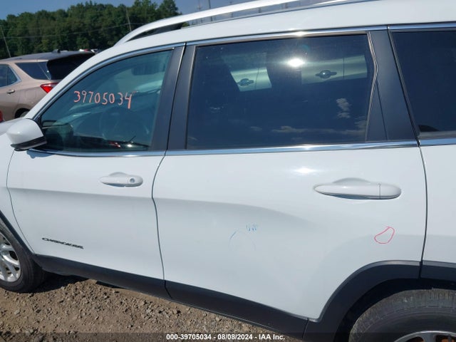 1C4PJMCB0HW507151 Jeep Cherokee Latitude 4x4
