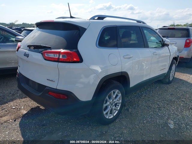 1C4PJMCB0HW507151 Jeep Cherokee Latitude 4x4