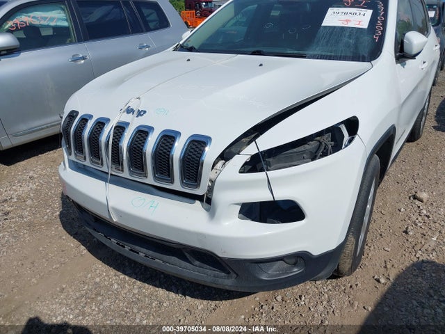 1C4PJMCB0HW507151 Jeep Cherokee Latitude 4x4