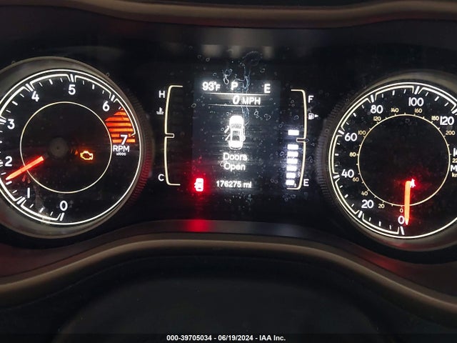 1C4PJMCB0HW507151 Jeep Cherokee Latitude 4x4