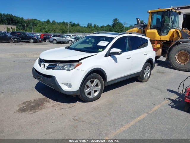 Toyota Rav4 Xle 2014 2T3RFREV2EW205305 Image 2