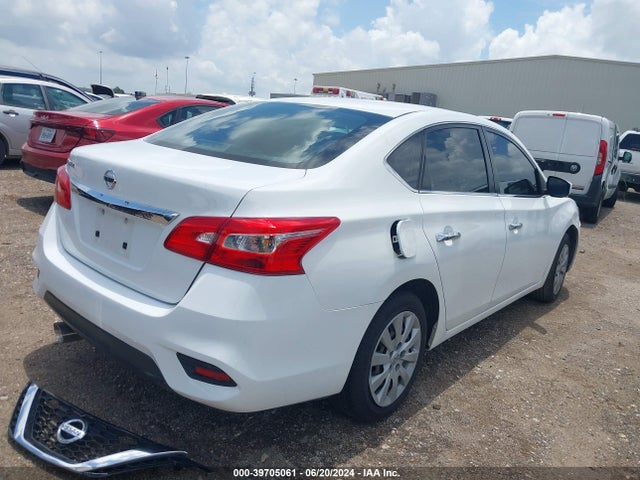 Nissan SENTRA S 2018 3N1AB7AP8JY297855 Image 4