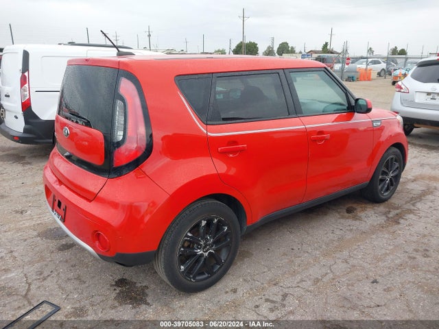 Продаж на аукціоні авто 2017 Kia Soul +, vin: KNDJP3A54H7422626, номер лоту: 39705083