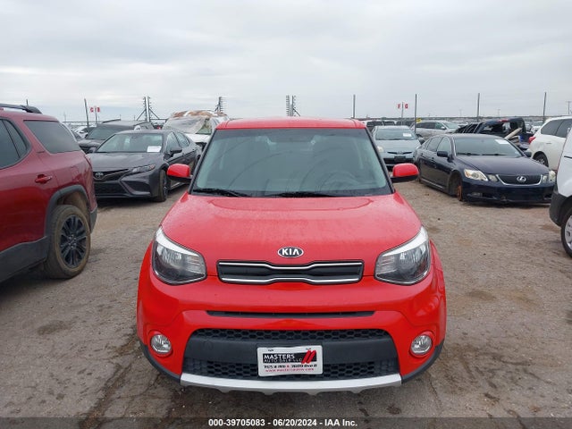 Продаж на аукціоні авто 2017 Kia Soul +, vin: KNDJP3A54H7422626, номер лоту: 39705083