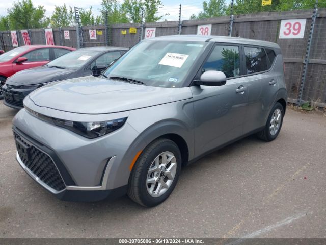 KNDJ23AU8R7914504 KIA SOUL LX